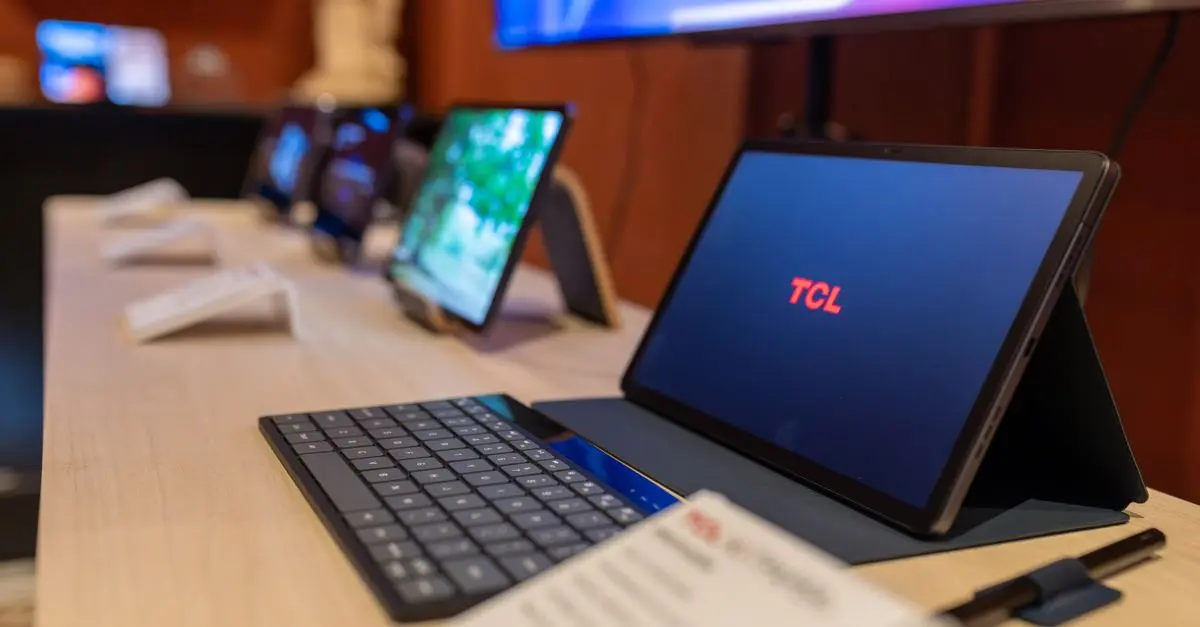 How to Navigate Tech Shopping Zones for Maximum Savings