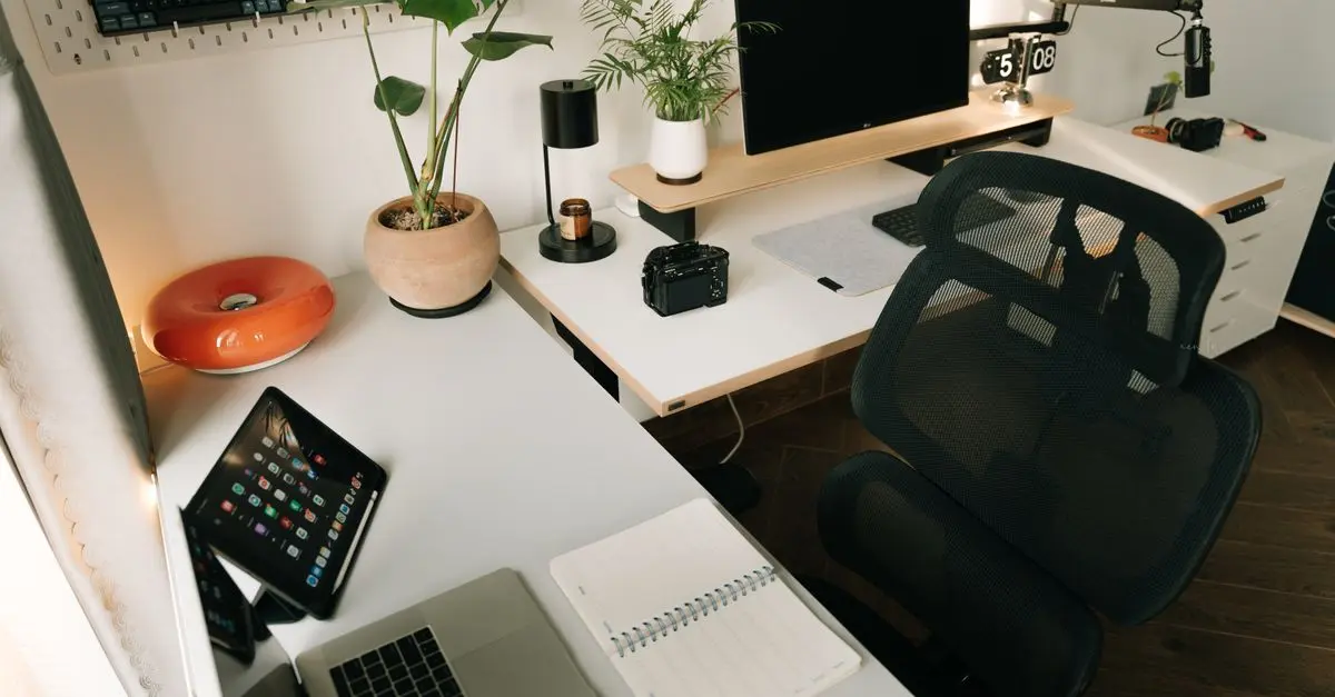 Essential Gadgets for Home Office Setup