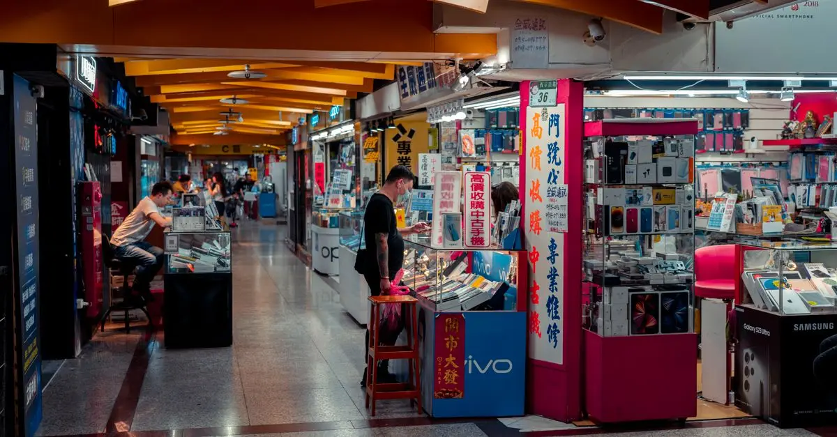 Understanding the Benefits of Tech Shopping Zones