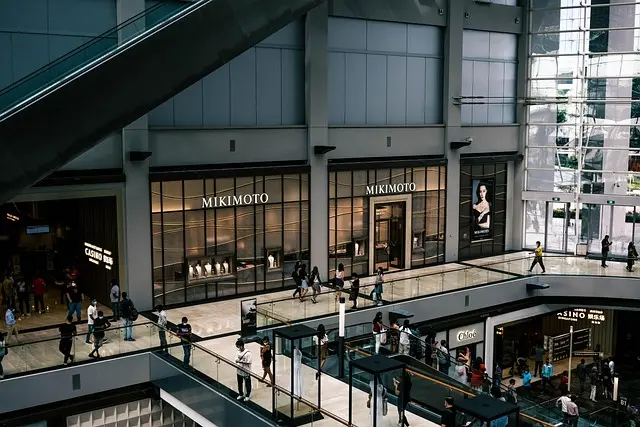 7 Essential Features to Look For in Tech Shopping Zones